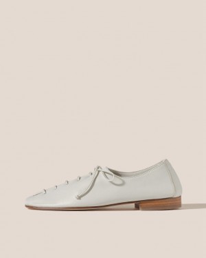 Women's Hereu Plegada Deconstructed Lace Up Shoes Cream | Canada-31RHQASWX