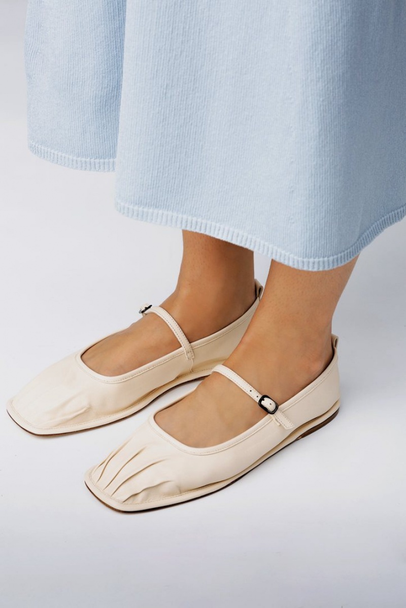 Women's Hereu Dansa Pleated-toe Mary Jane Flats Light Beige | Canada-01GPIUSDQ