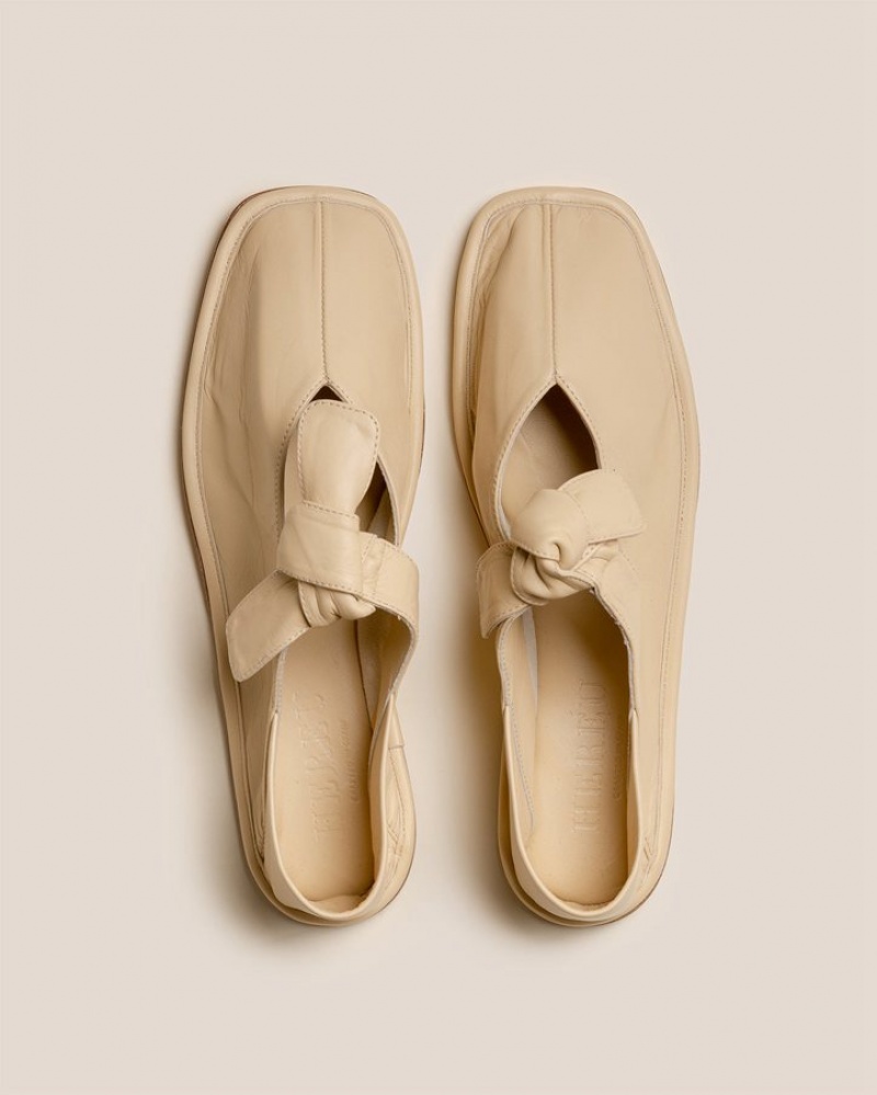 Women's Hereu Llasada Front-knot Flats Cream | Canada-75UHEMTLY